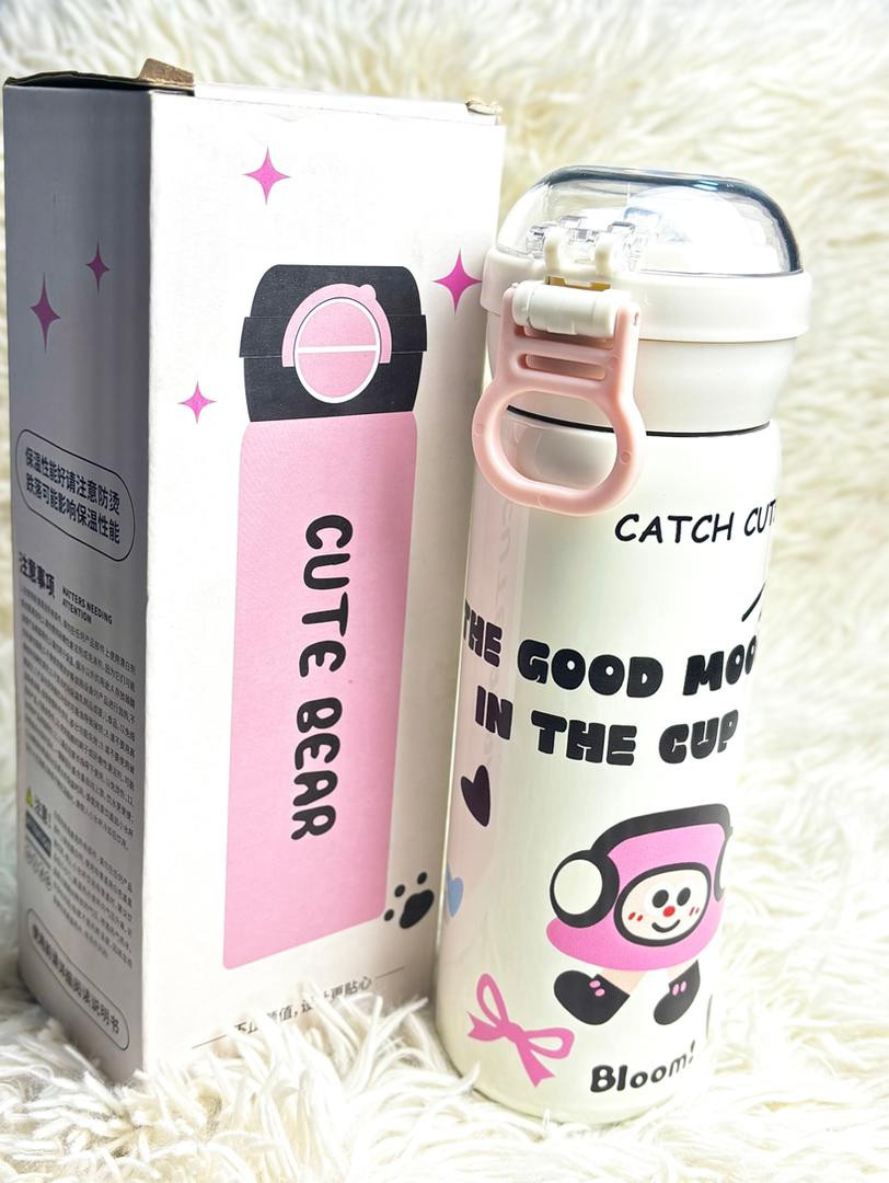 CUTE BEAR EMOJI VACUUM CUP - 550ML - Cute Cup, Bear Emoji Cup, Vacuum Flask, Drink ware, Kids Cup, Hydration Essentials, Hot and Cold, Portable Bottle